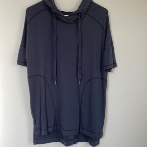 Lou & Grey hooded short sleeve sweatshirt
